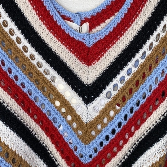 Vicolo Handcrafted Bohemian Crochet Knitwear Knitted Fringe Cape Poncho - Picture 5 of 10